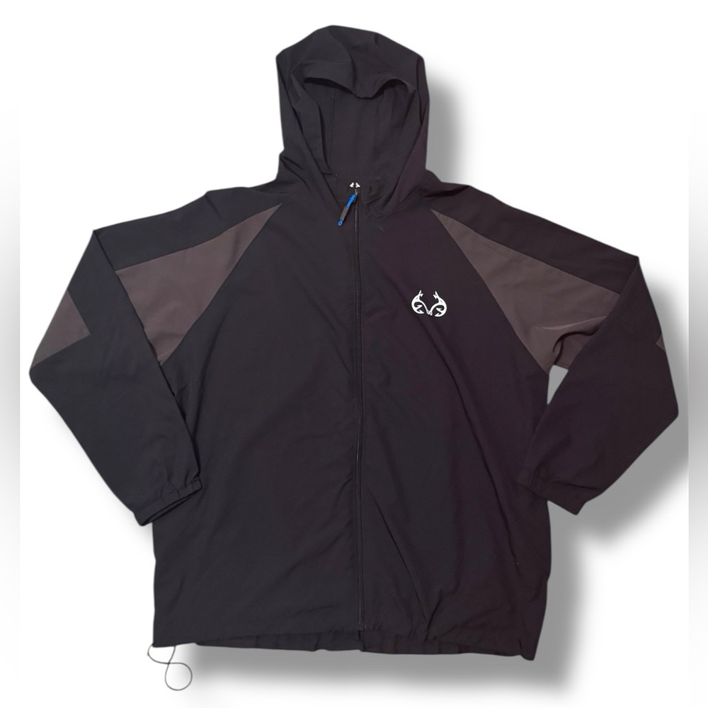 Men’s Realtree Fishing lightweight Windbreaker